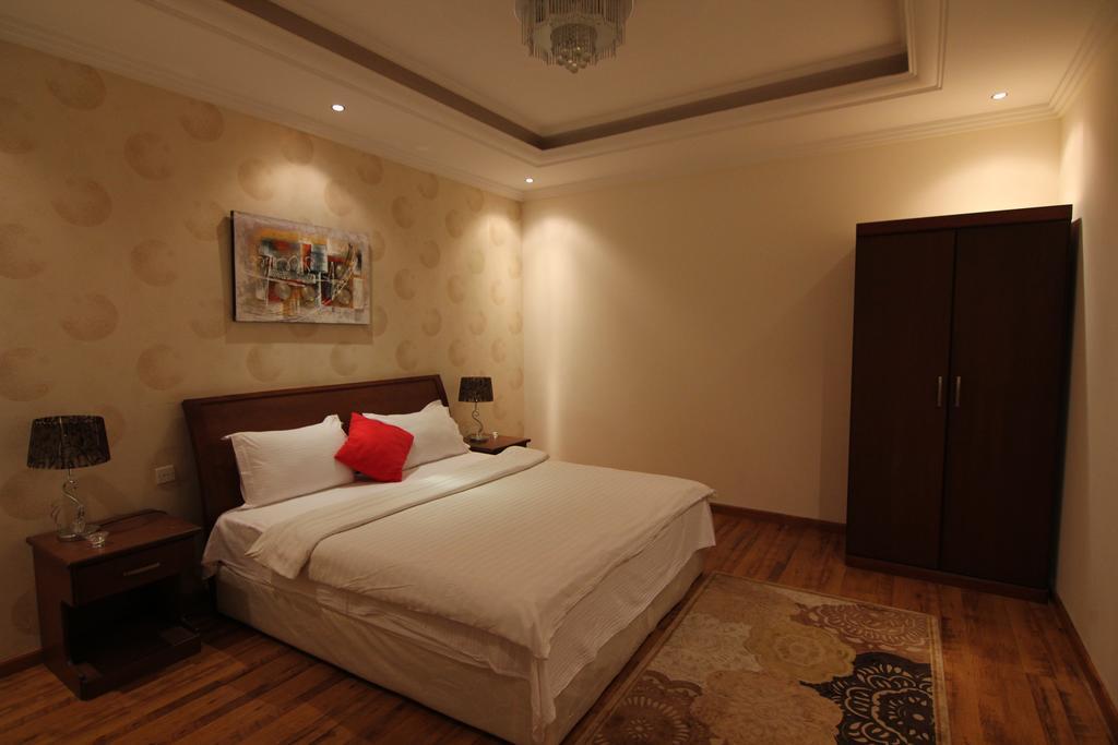 Towlan Hotel Suites 1 Riadh Exterior foto